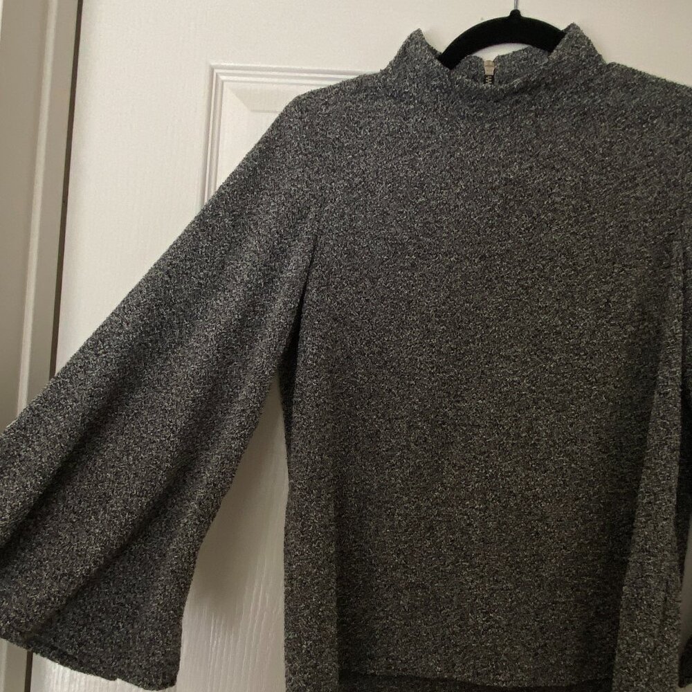 Grey Zara top size XS